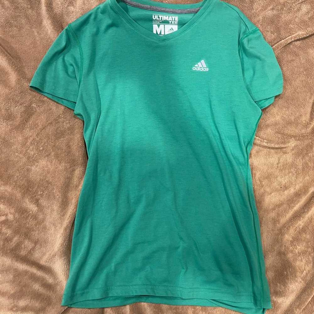 Size M Adidas tee
